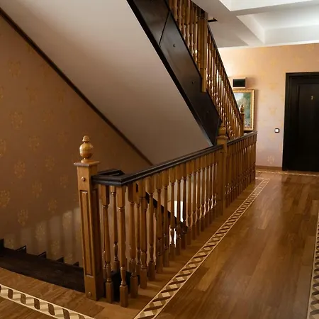 Kim's Manor Villa